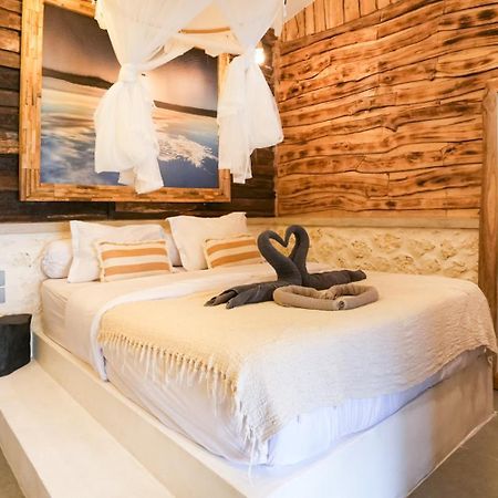 Alma Surf Villas 5 - Cozy 01 Bed With Private Pool อูลูวาตู ภายนอก รูปภาพ